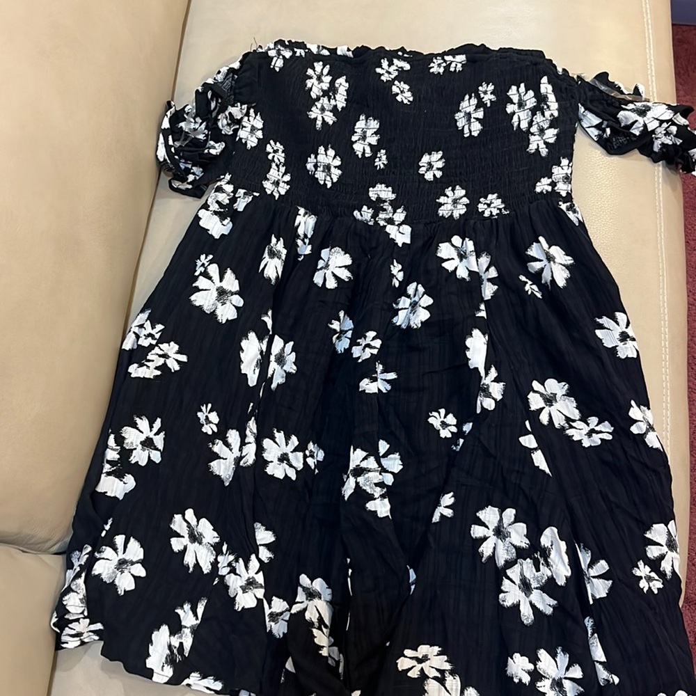 American Eagle mini floral off the shoulder dress